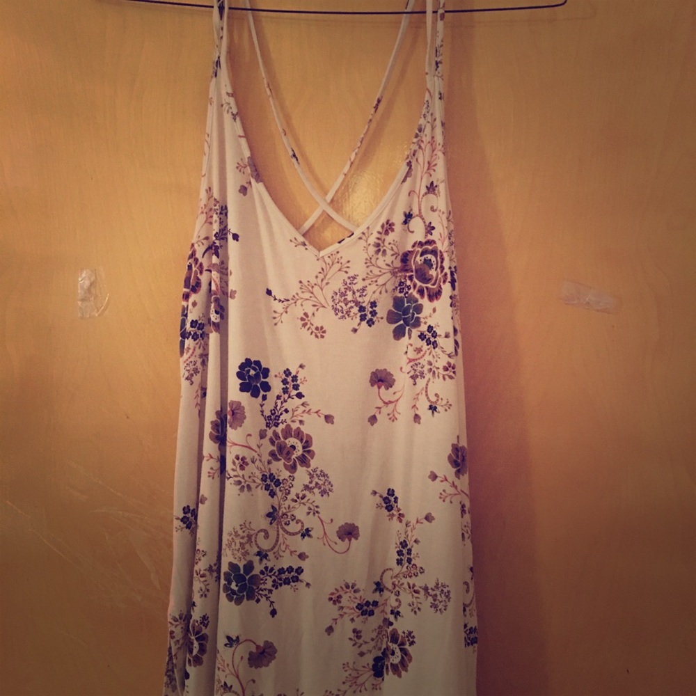 American eagle floral tank. Size L